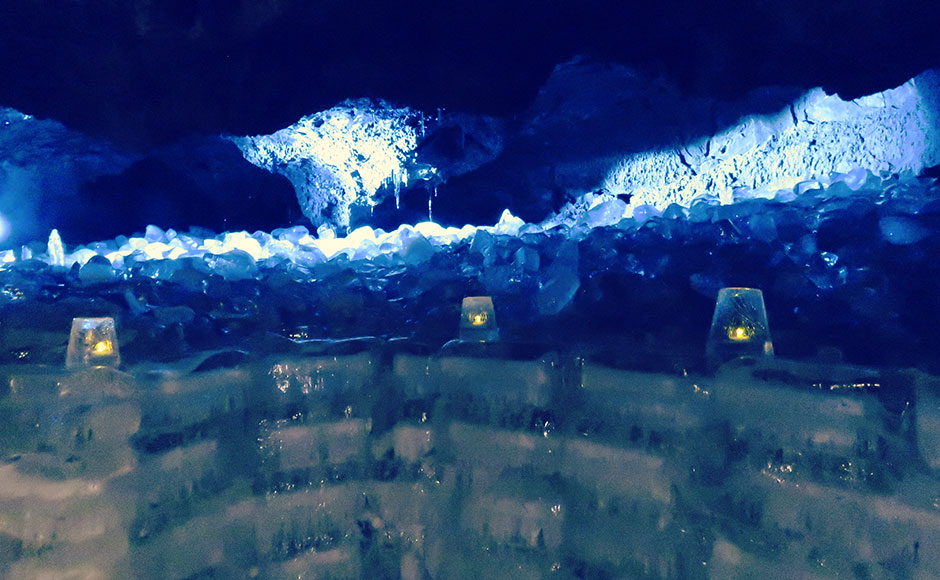 Narusawa Hyoketsu Ice Cave